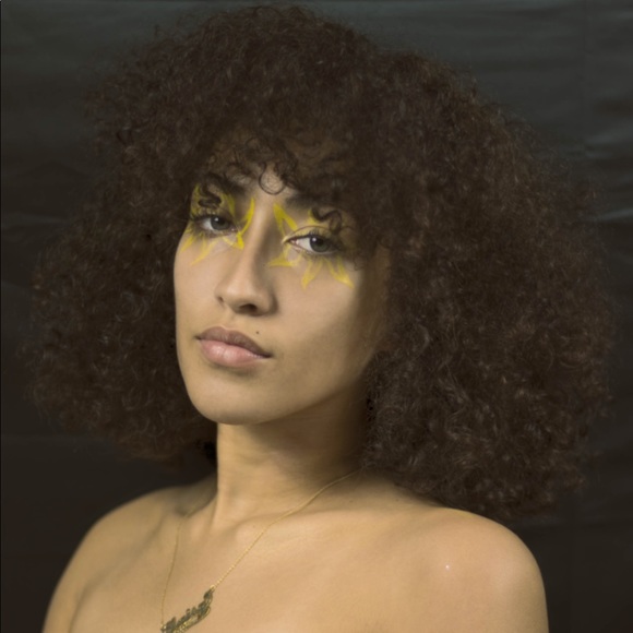 Meet your Posher, Maisy - Picture 2 of 3